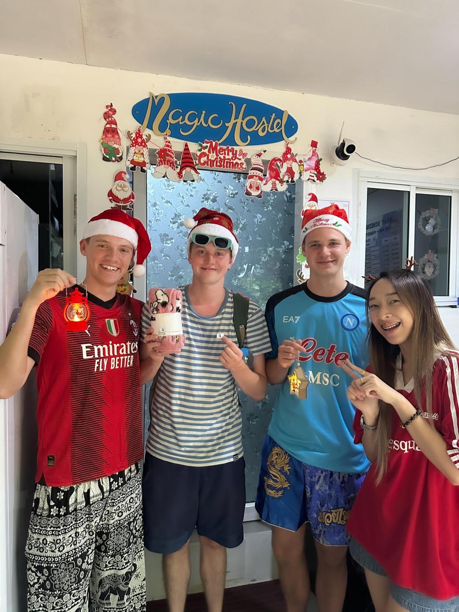 Magic Hostel Koh Phi Phi Ngoại thất bức ảnh